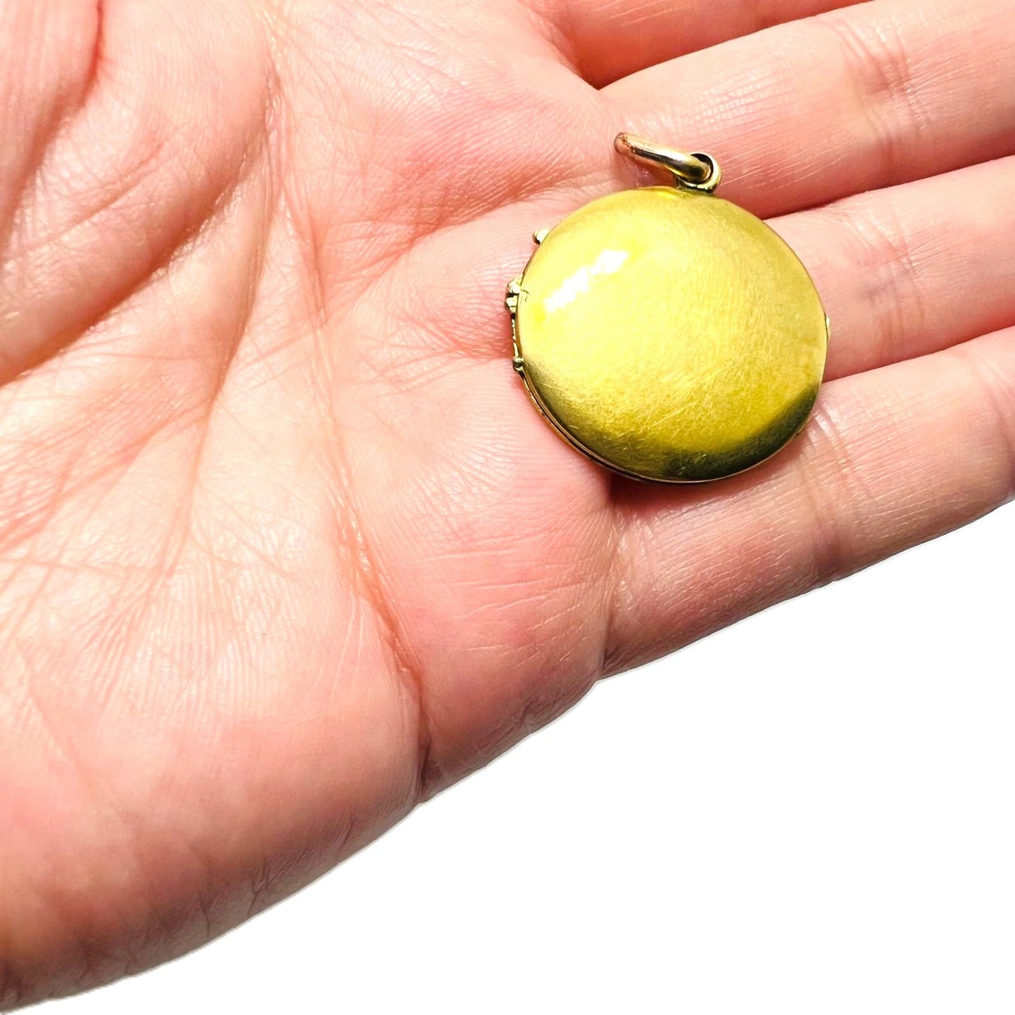 Antiker dick vergoldeter Fotoanhänger