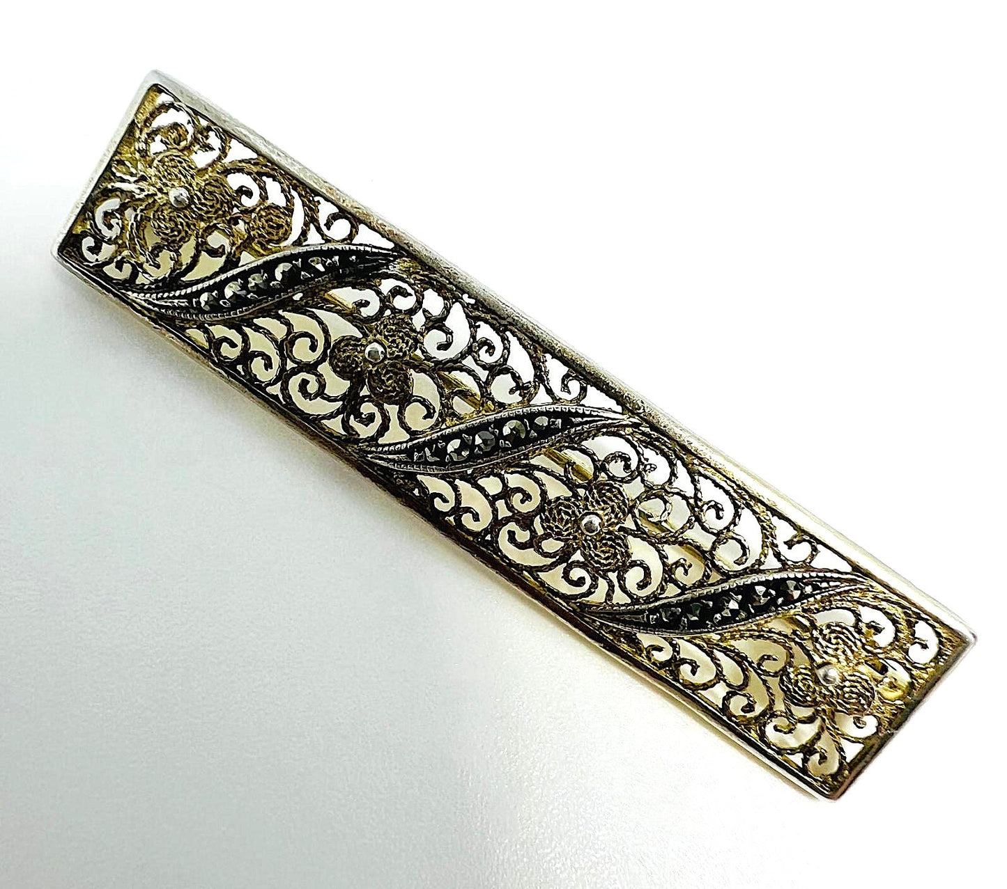 Filigrane Art-Déco-Brosche