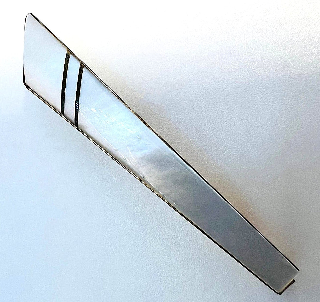 Retro tie clip made of gold-plated brass with mother of pearl