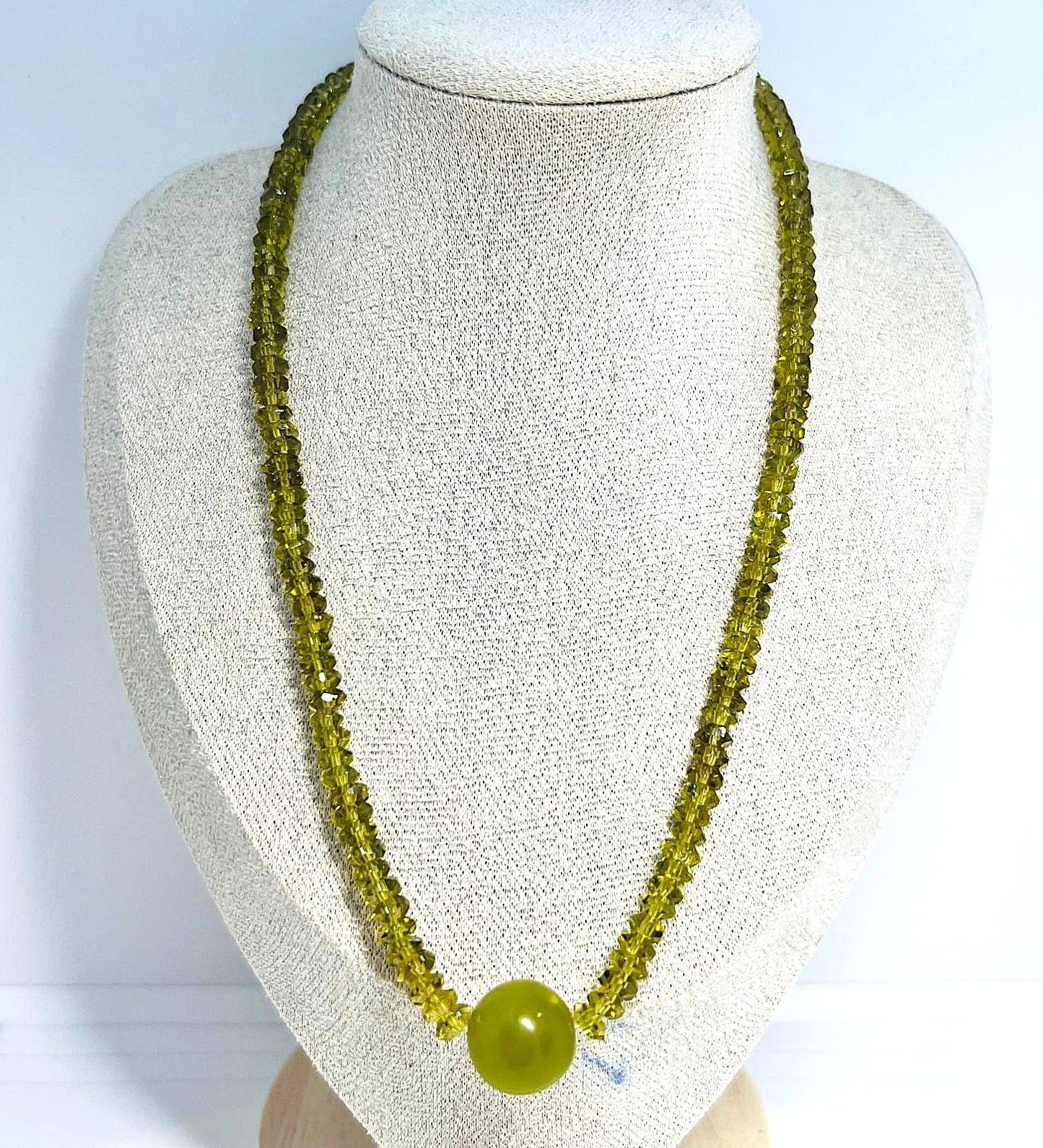Genuine faceted peridot necklace – olive green – gemstone necklace – magnetic clasp