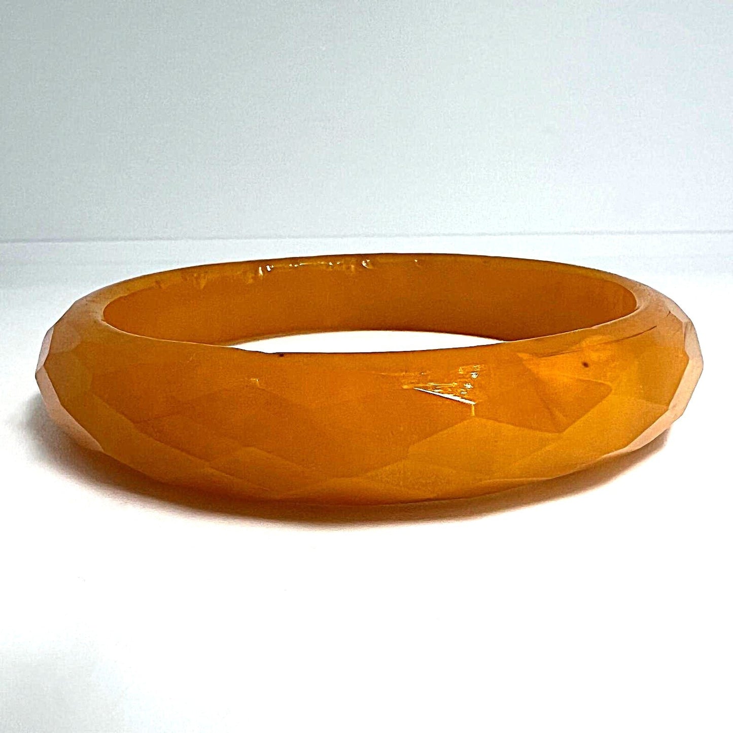 Antiker Honigbernstein Armreif