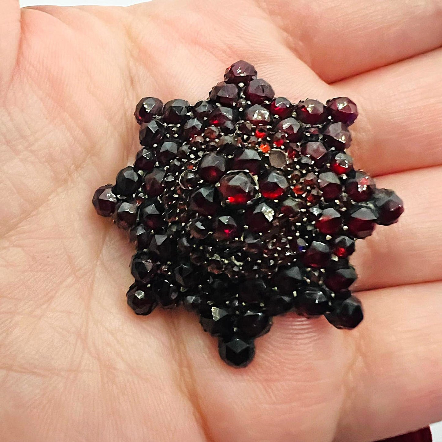 böhmische Granat Brosche