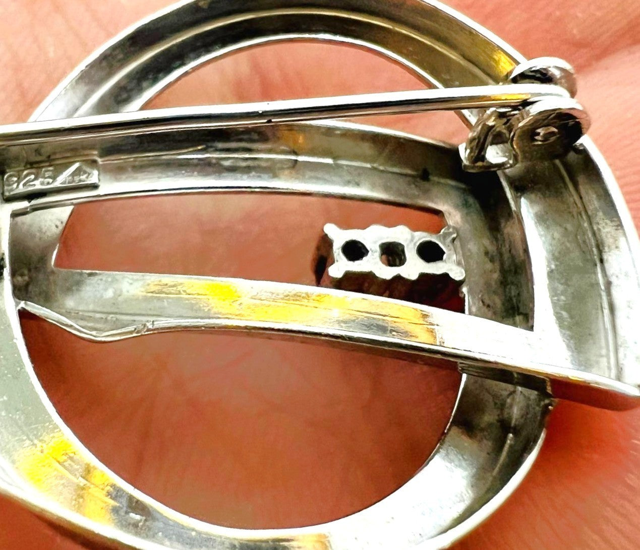 Vintage 925er Silber Brosche mit Rubinen