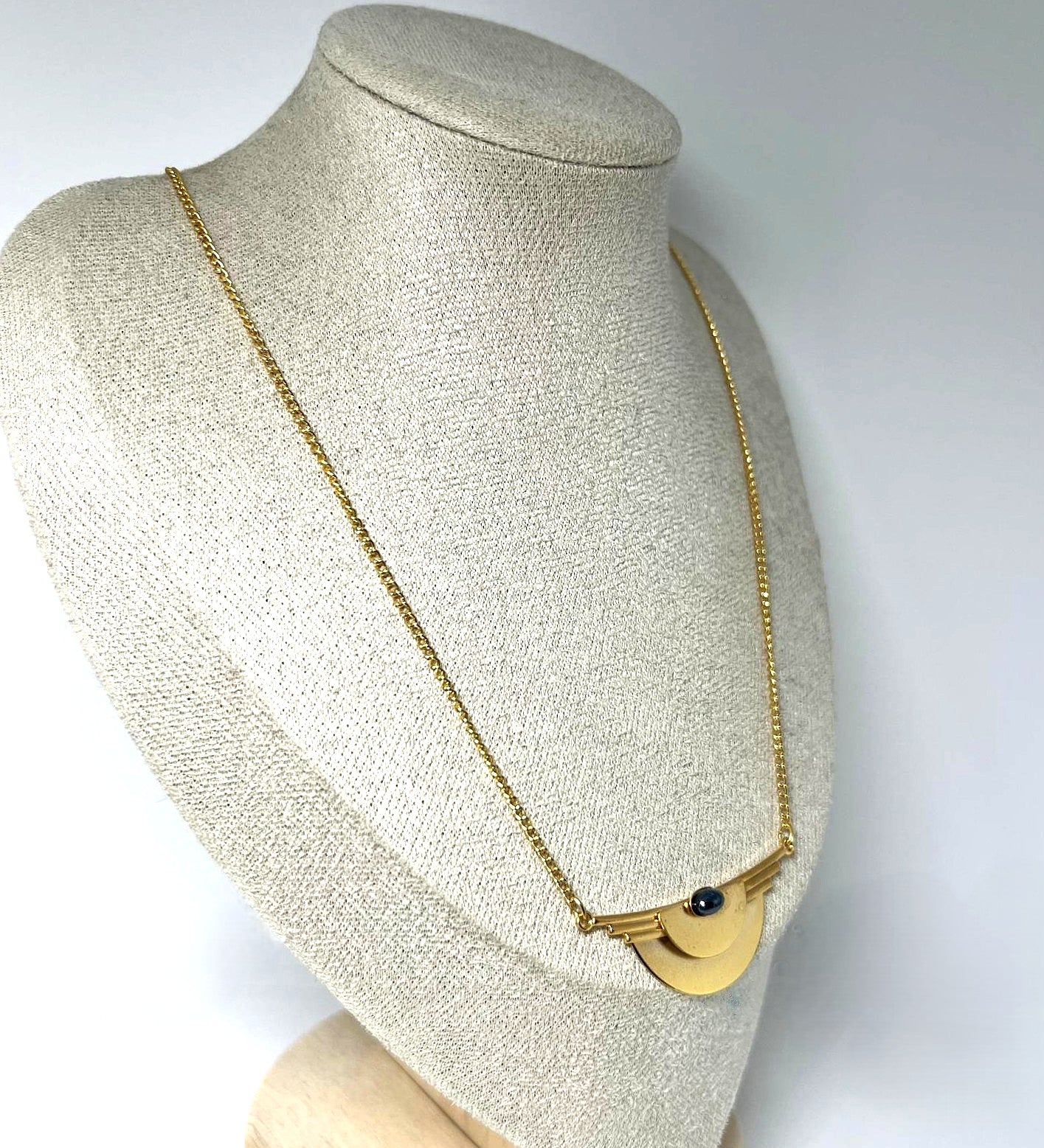 Art Deco Kette goldfarben mit Hämatit-Cabochon