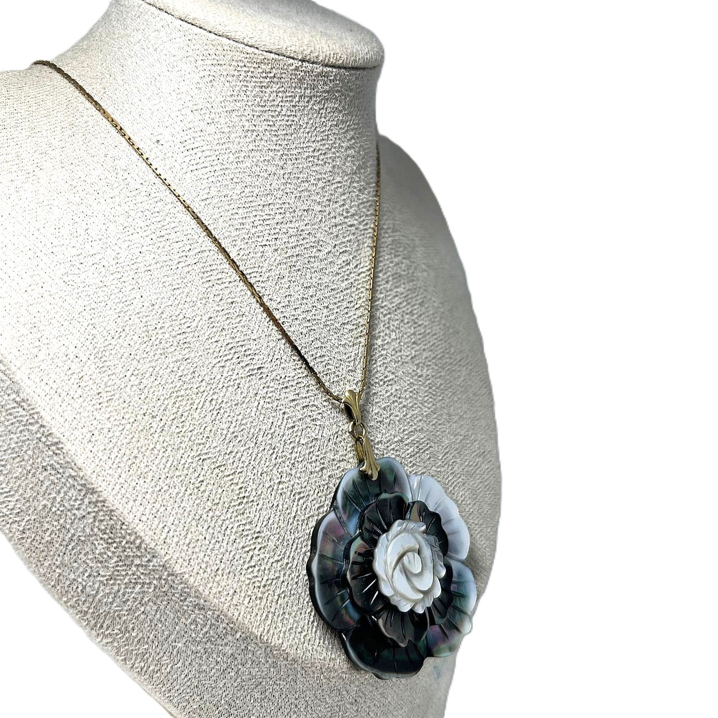 Luxuriöse Vintage-Perlmutt-Blütenkette