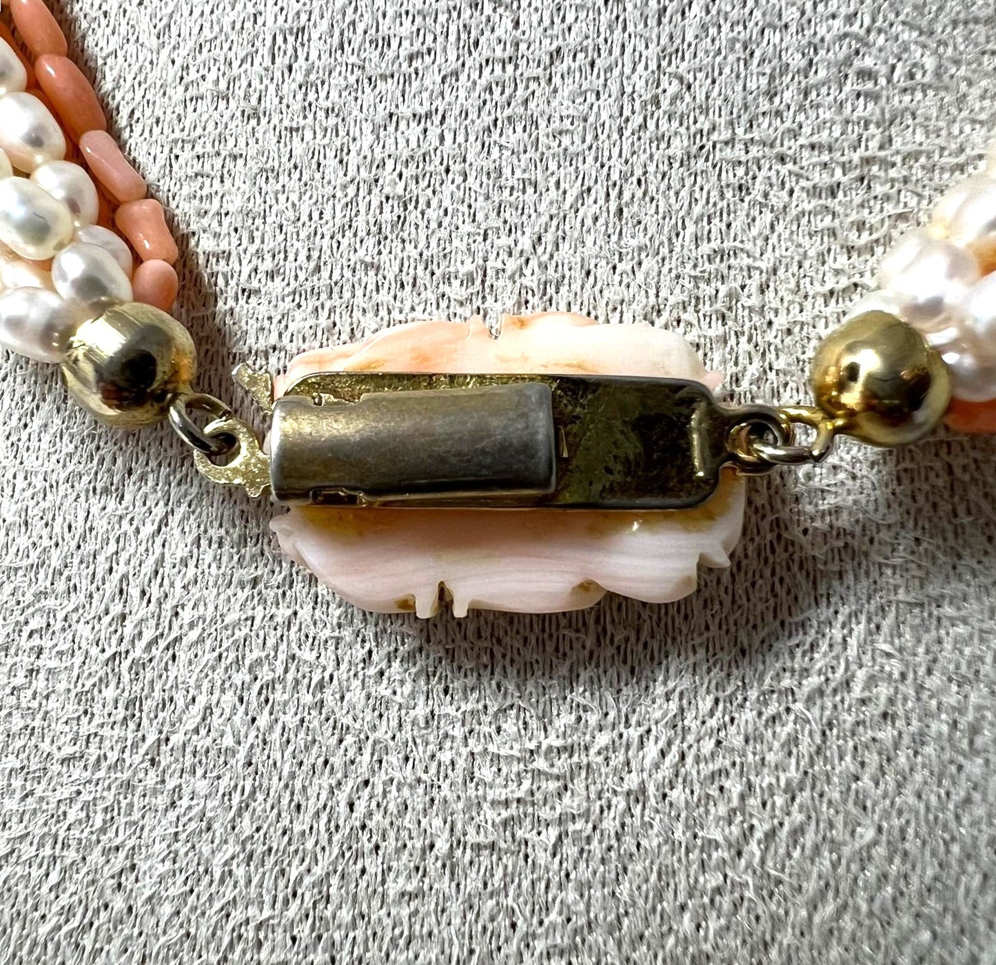 Vintage Korallen- & Süßwasserperlen-Collier