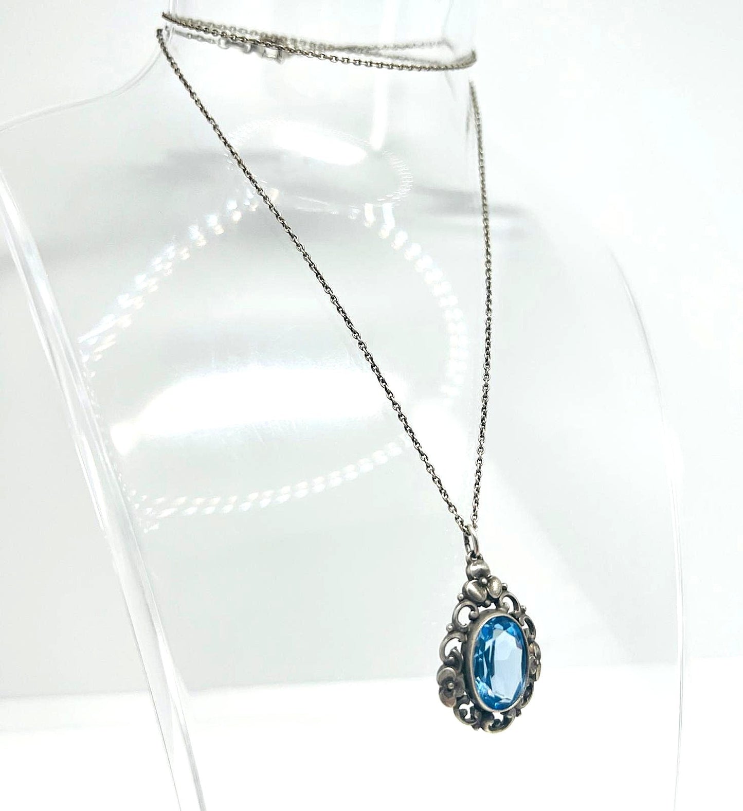 Art Deco 835 Silber Kette mit Topaz Anhänger