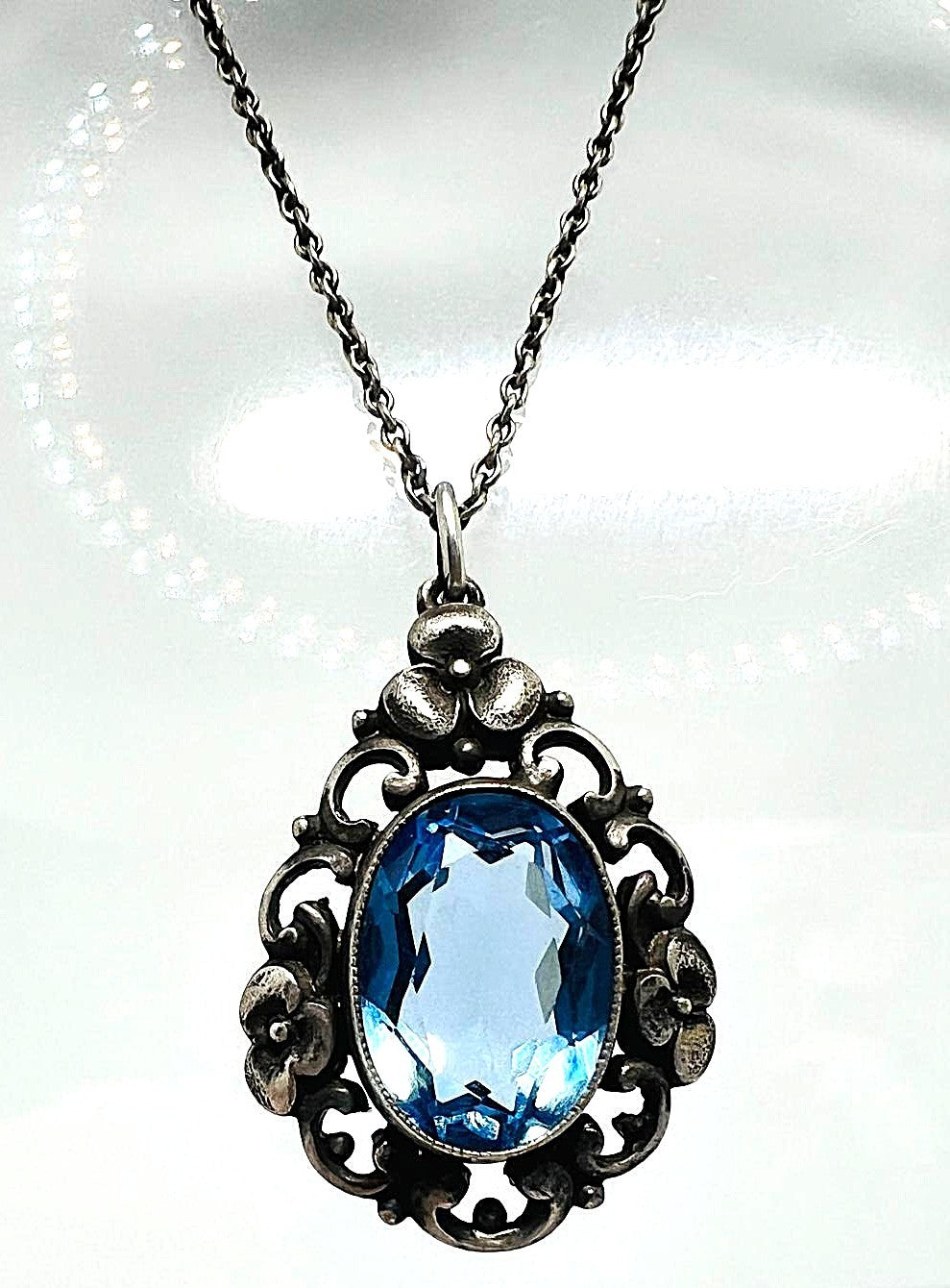 Art Deco 835 Silber Kette mit Topaz Anhänger