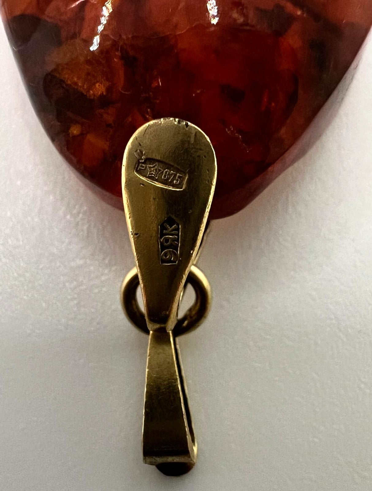 Bernstein-Anhänger 875 Gold