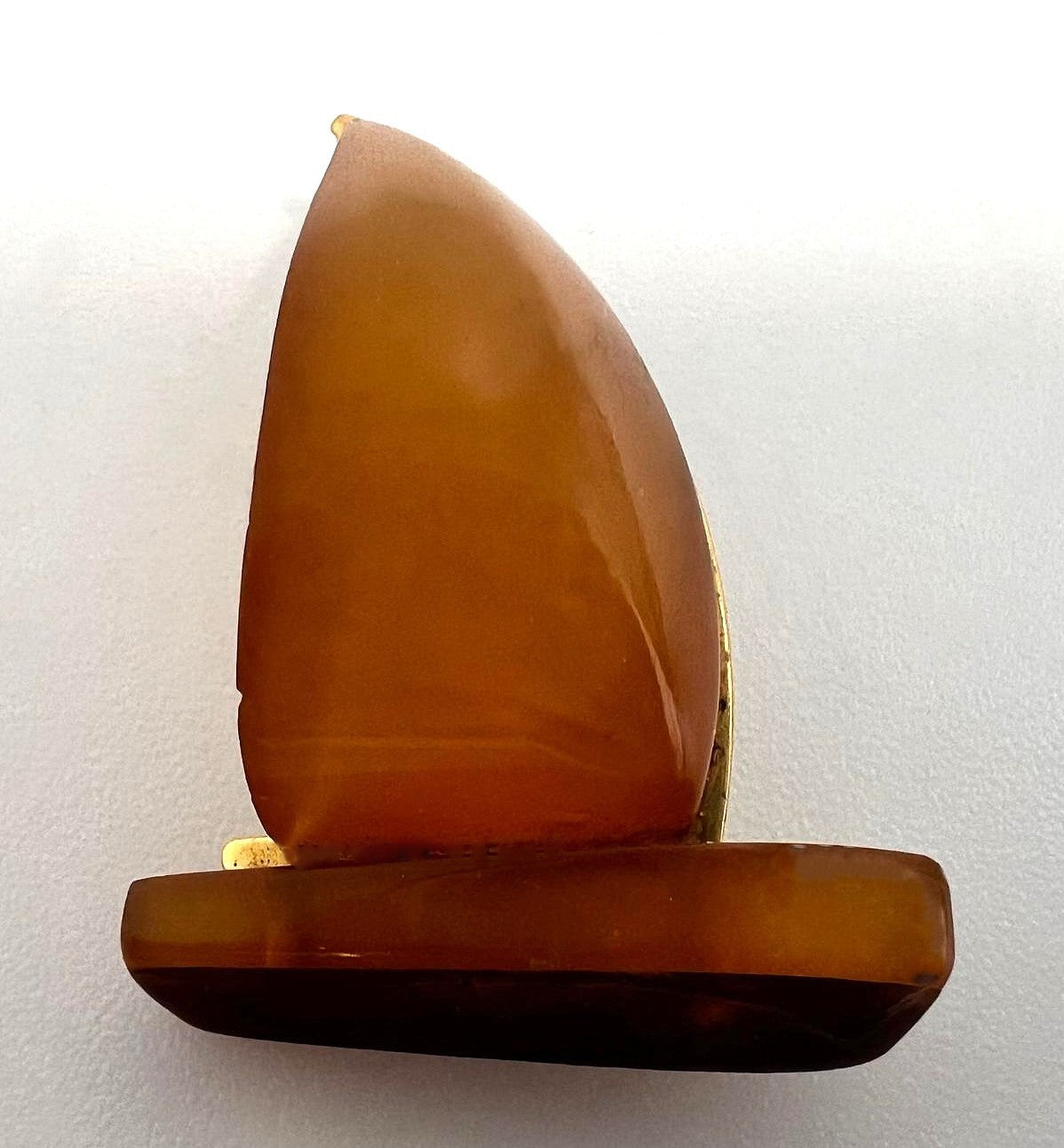 Butterscotch Bernstein Brosche