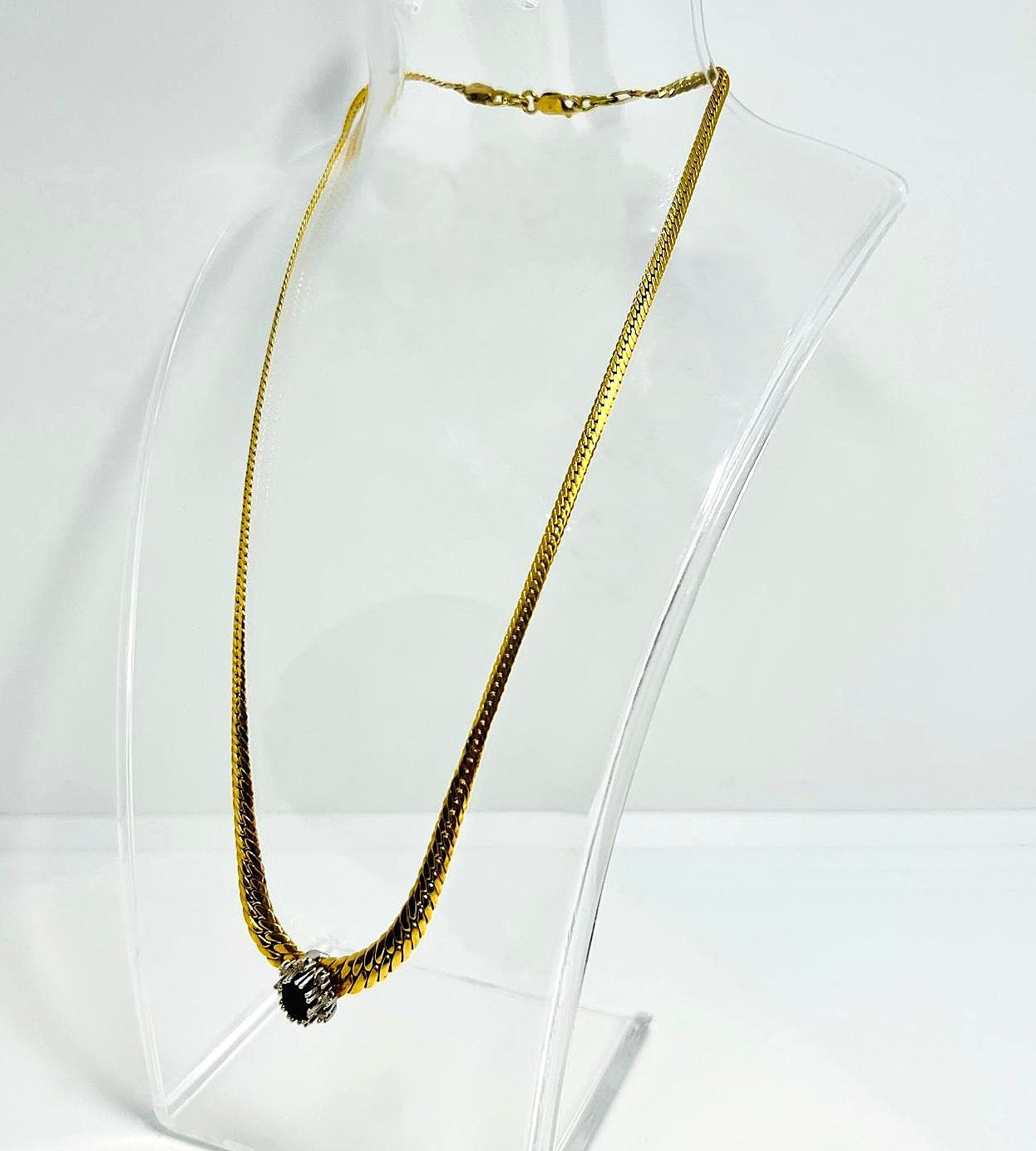 Collier 585er Gold Blue Sapphire & 8 Brillanten