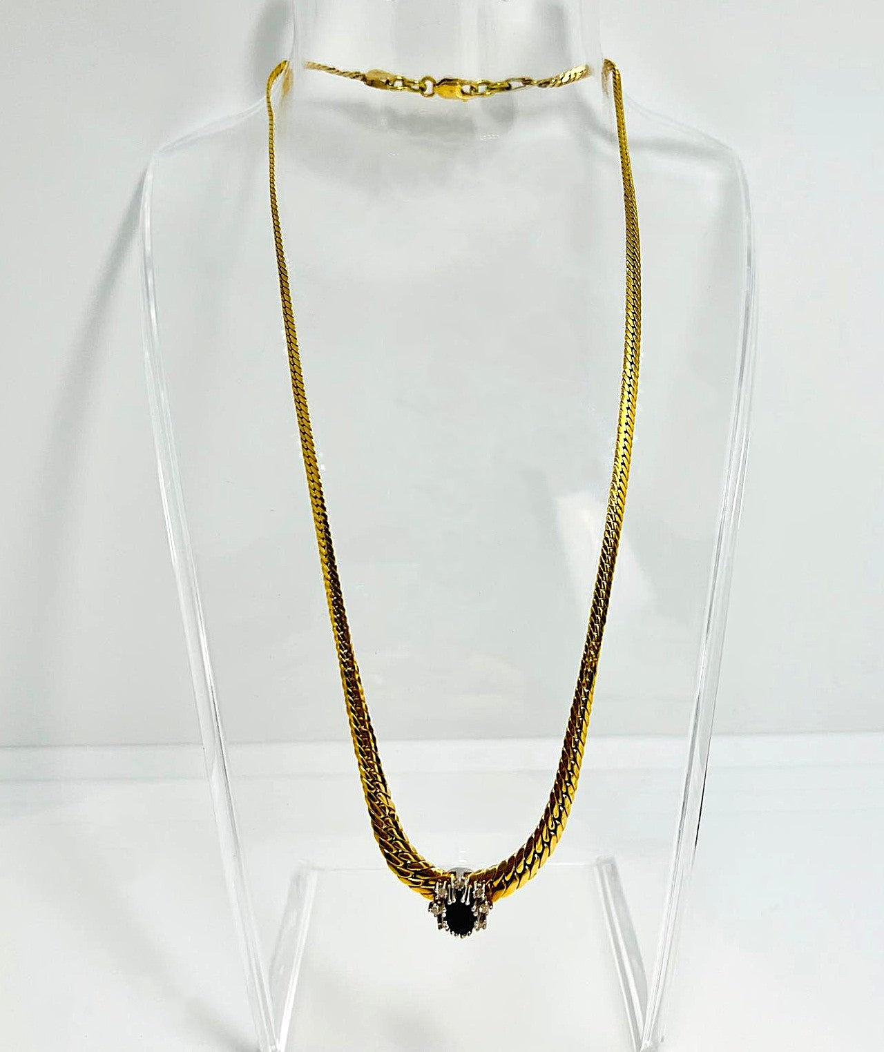 Collier 585er Gold Blue Sapphire & 8 Brillanten