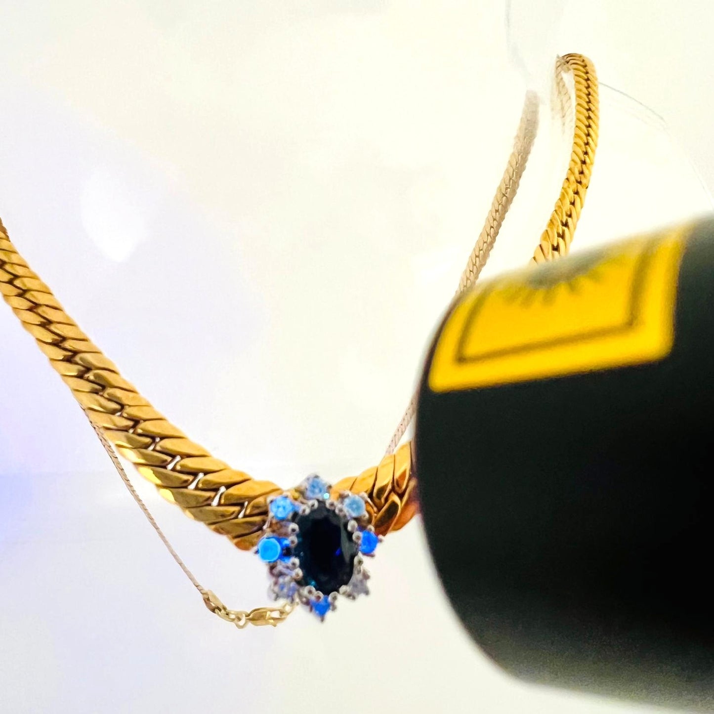Collier 585er Gold Blue Sapphire & 8 Brillanten