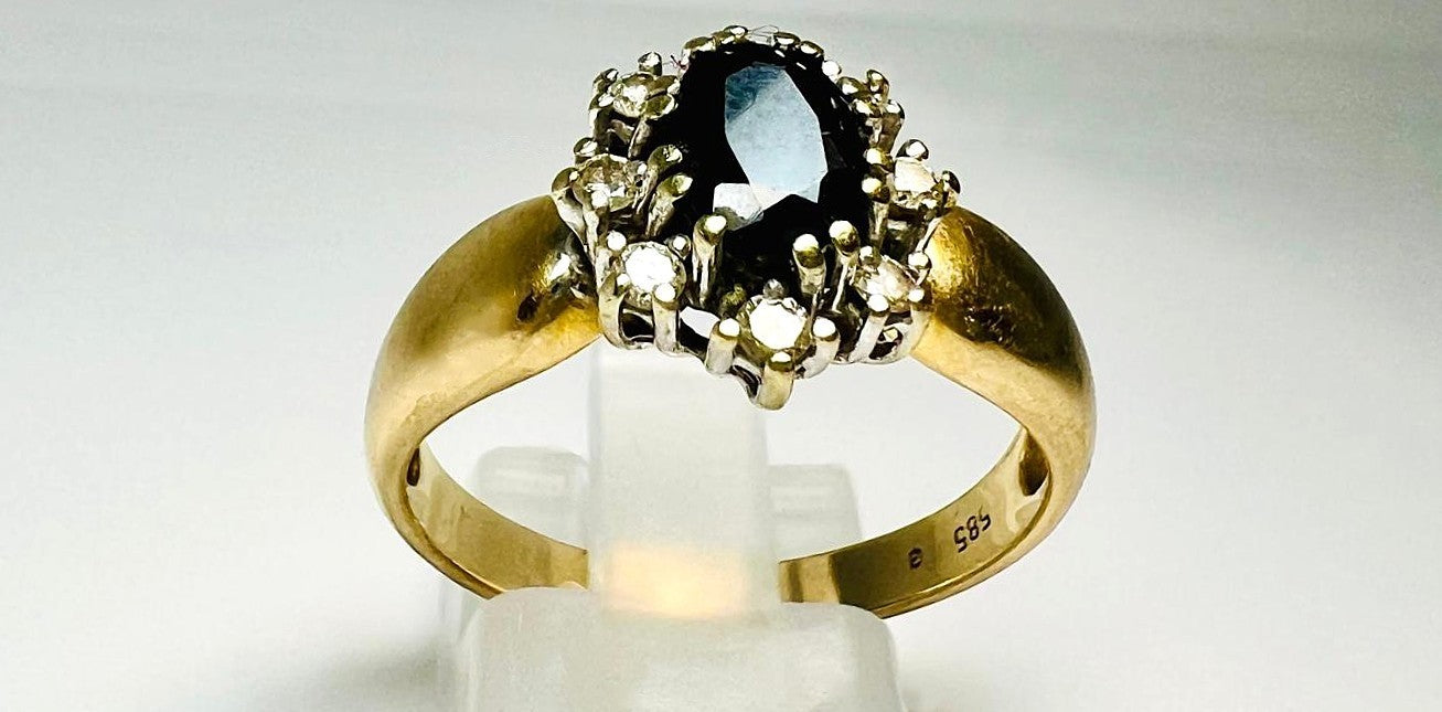 Damenring 585 Gold mit Saphir & 8 Brillanten