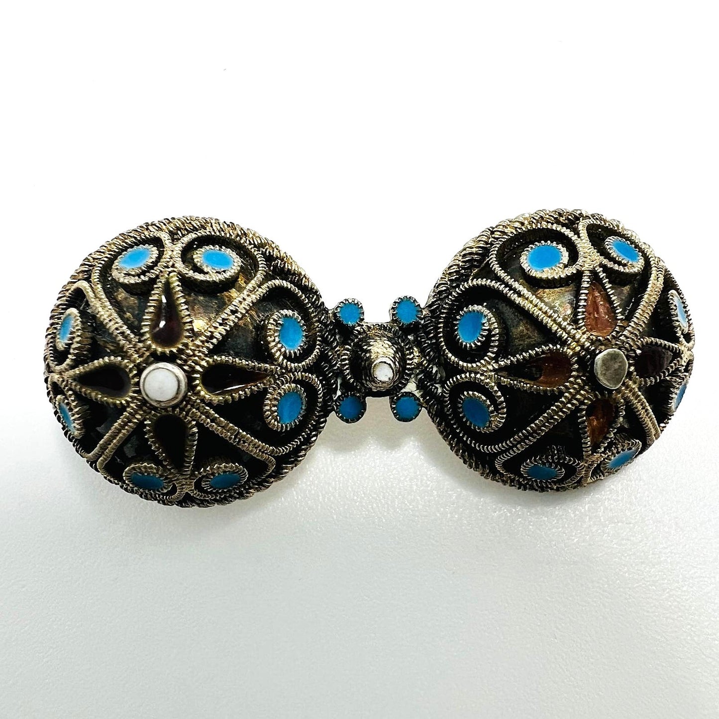 Filigranbrosche mit Emaille