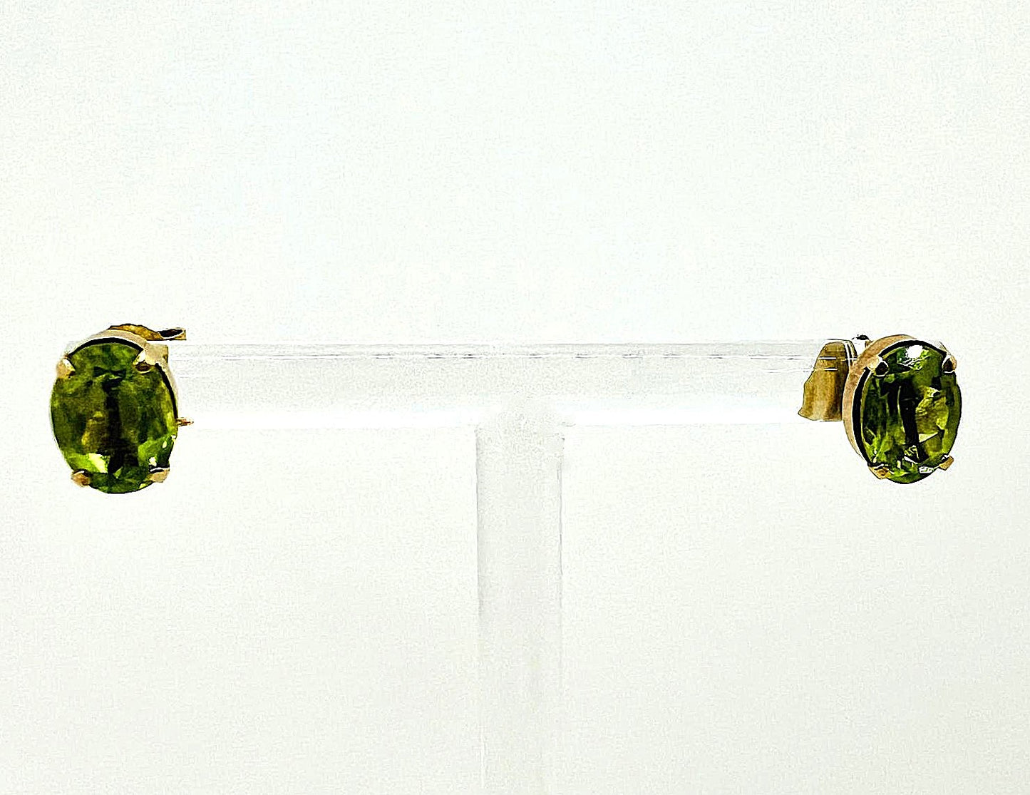 Peridot Ohrringe 333 Gold 0,8ct