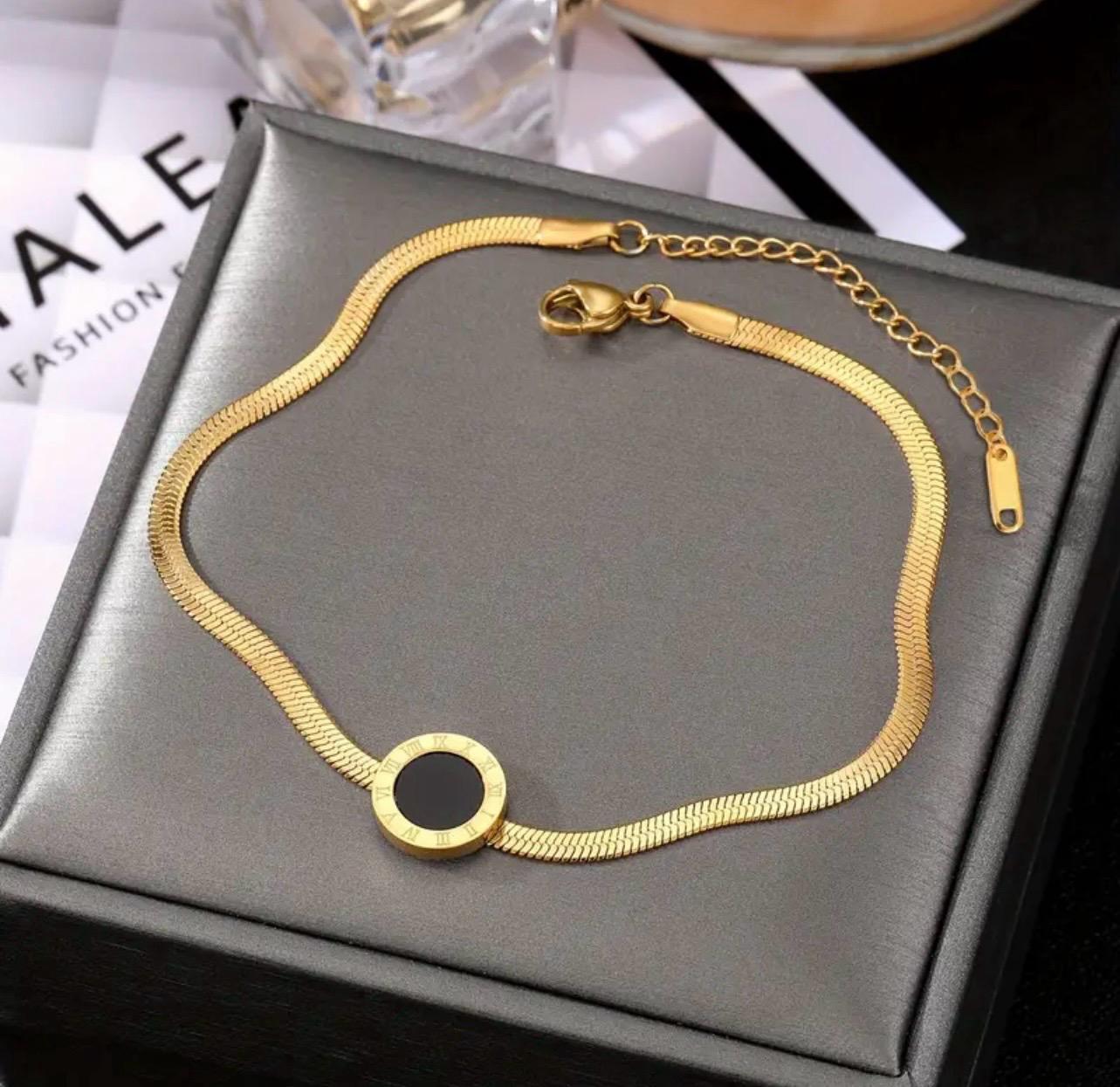 Snake Bones Armband