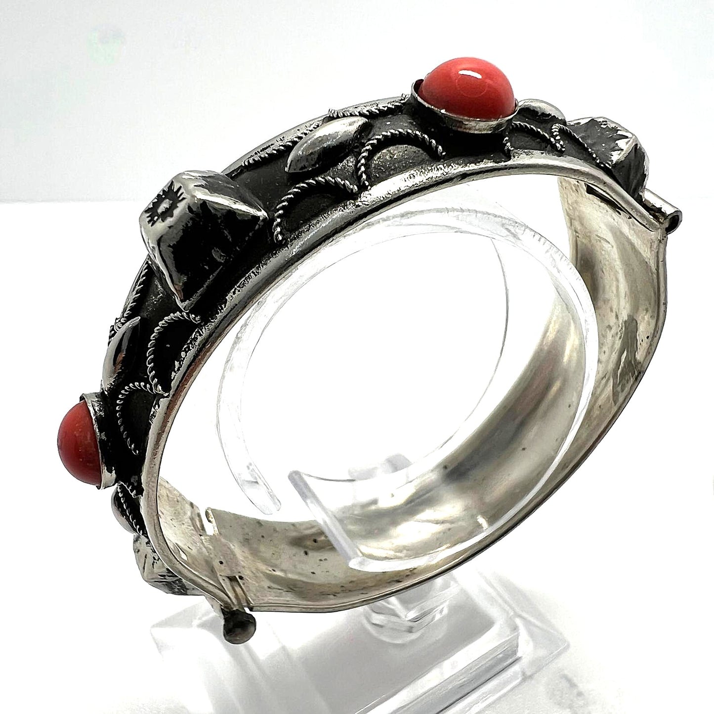 Versilberte Vintage-Armspange