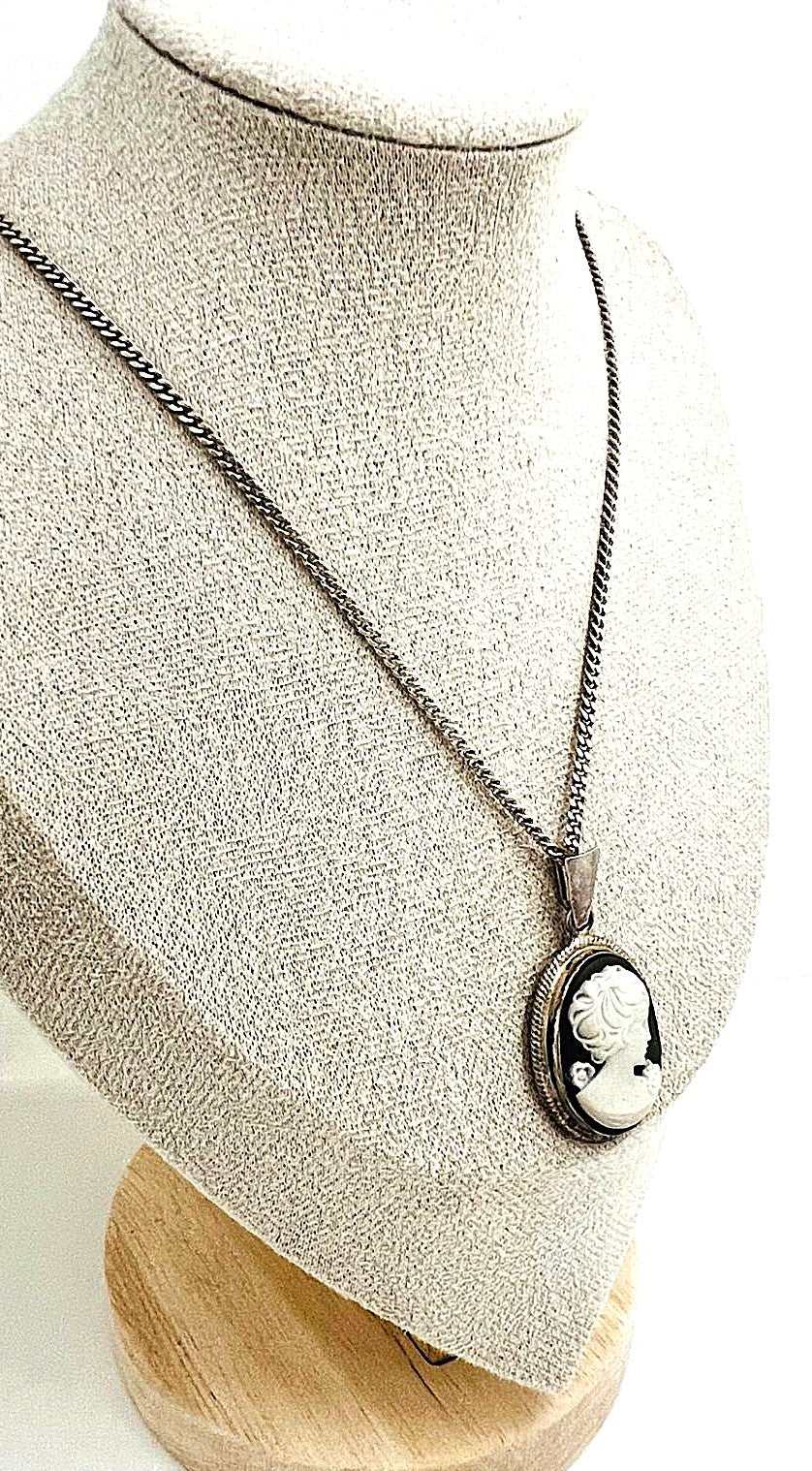 Vintage Kamee-Kette