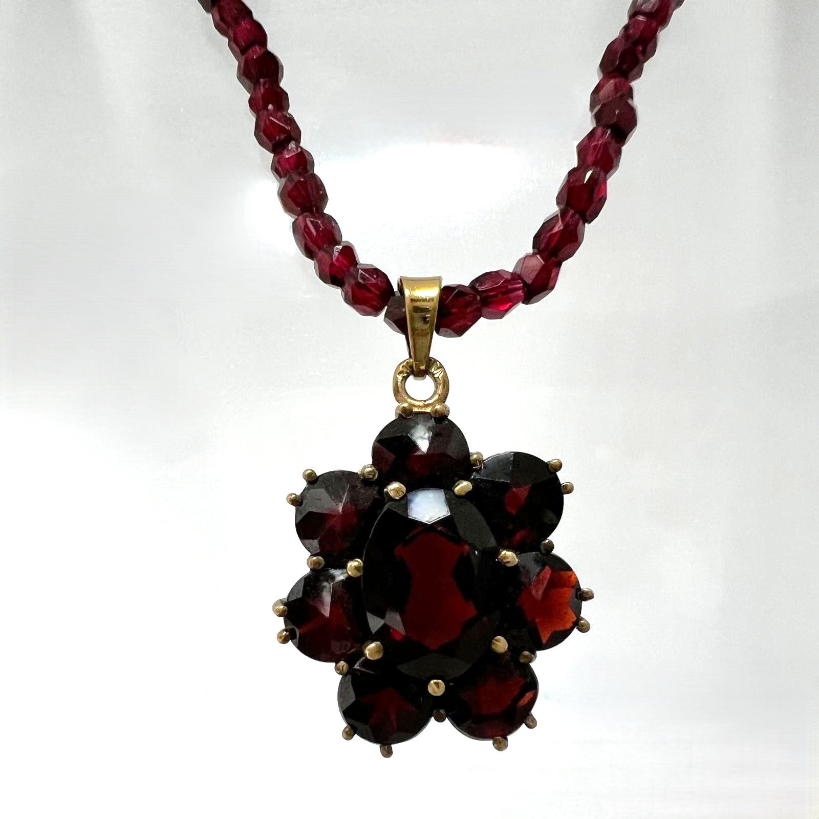 Antikes Biedermeier Granat 