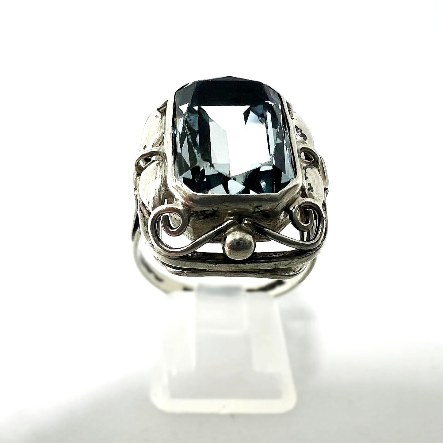 Antiker 800 Silberring mit großem Aquamarin 