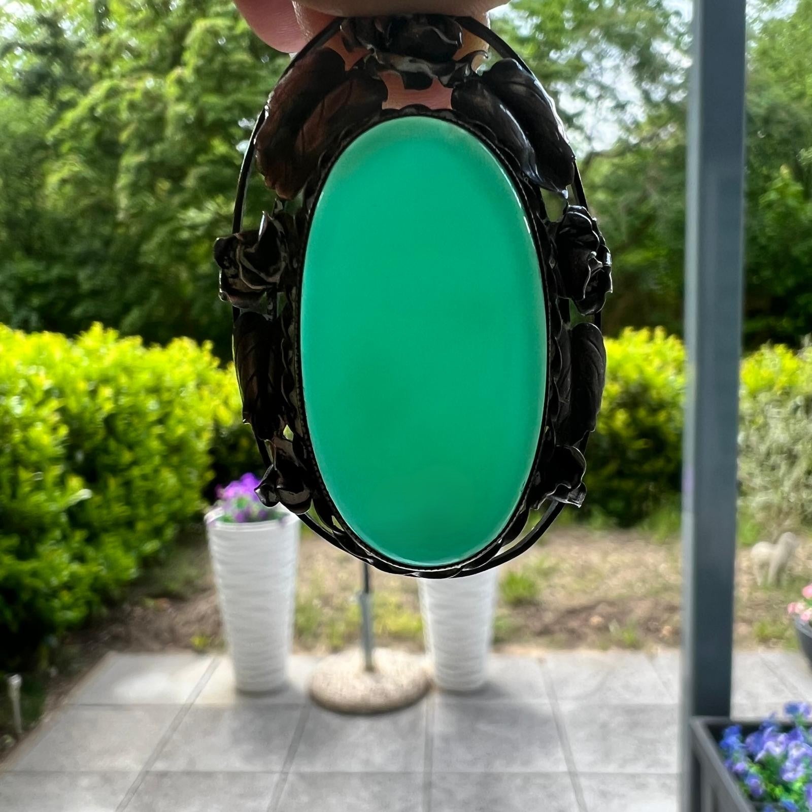 Monumentaler Jugendstil-Anhänger mit Chrysopras