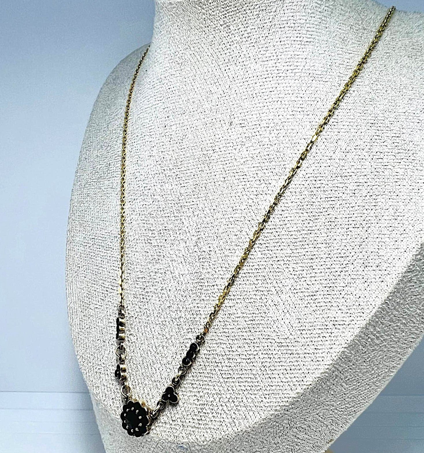  Vintage-Kette mit tiefroten Granatsteinen 