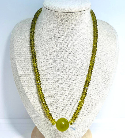 Genuine faceted peridot necklace – olive green – gemstone necklace – magnetic clasp