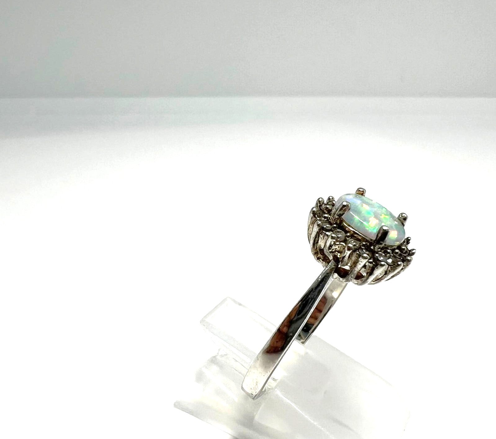925er Silberring mit Opal & Zirkonia 