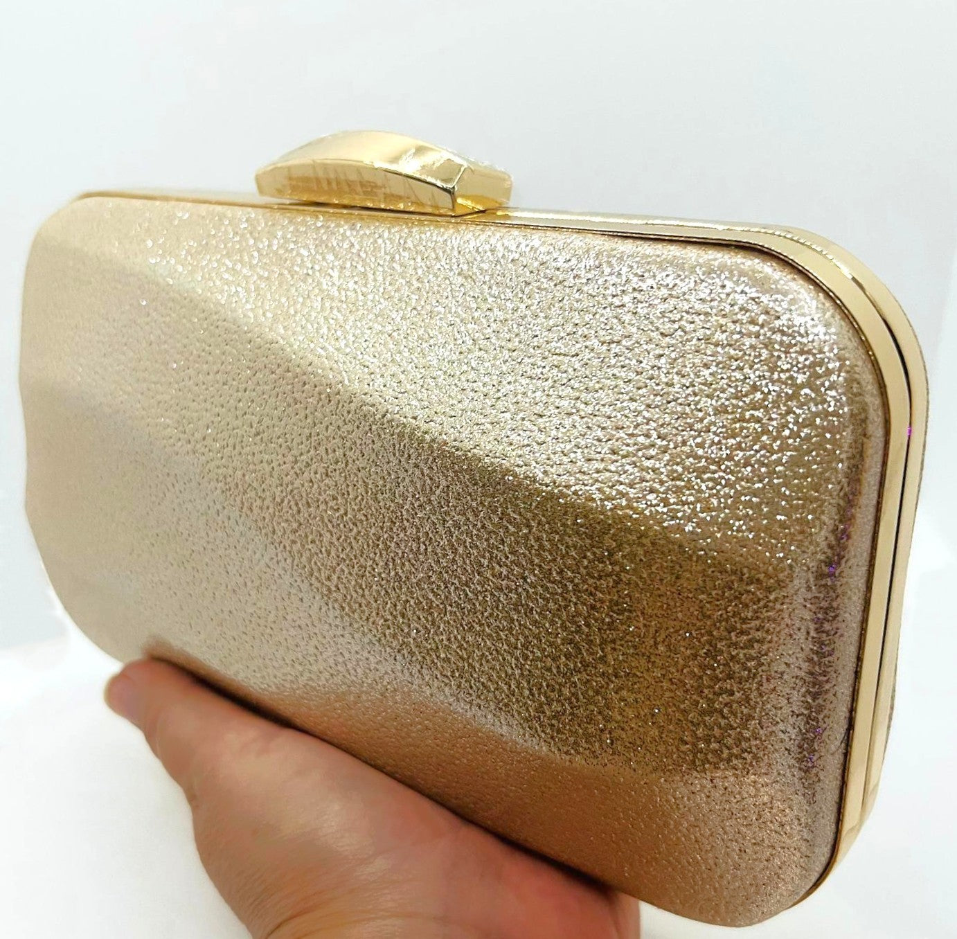 Goldene Clutch