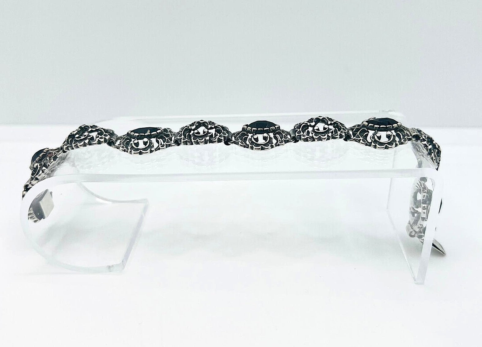 Silberarmband mit Granat