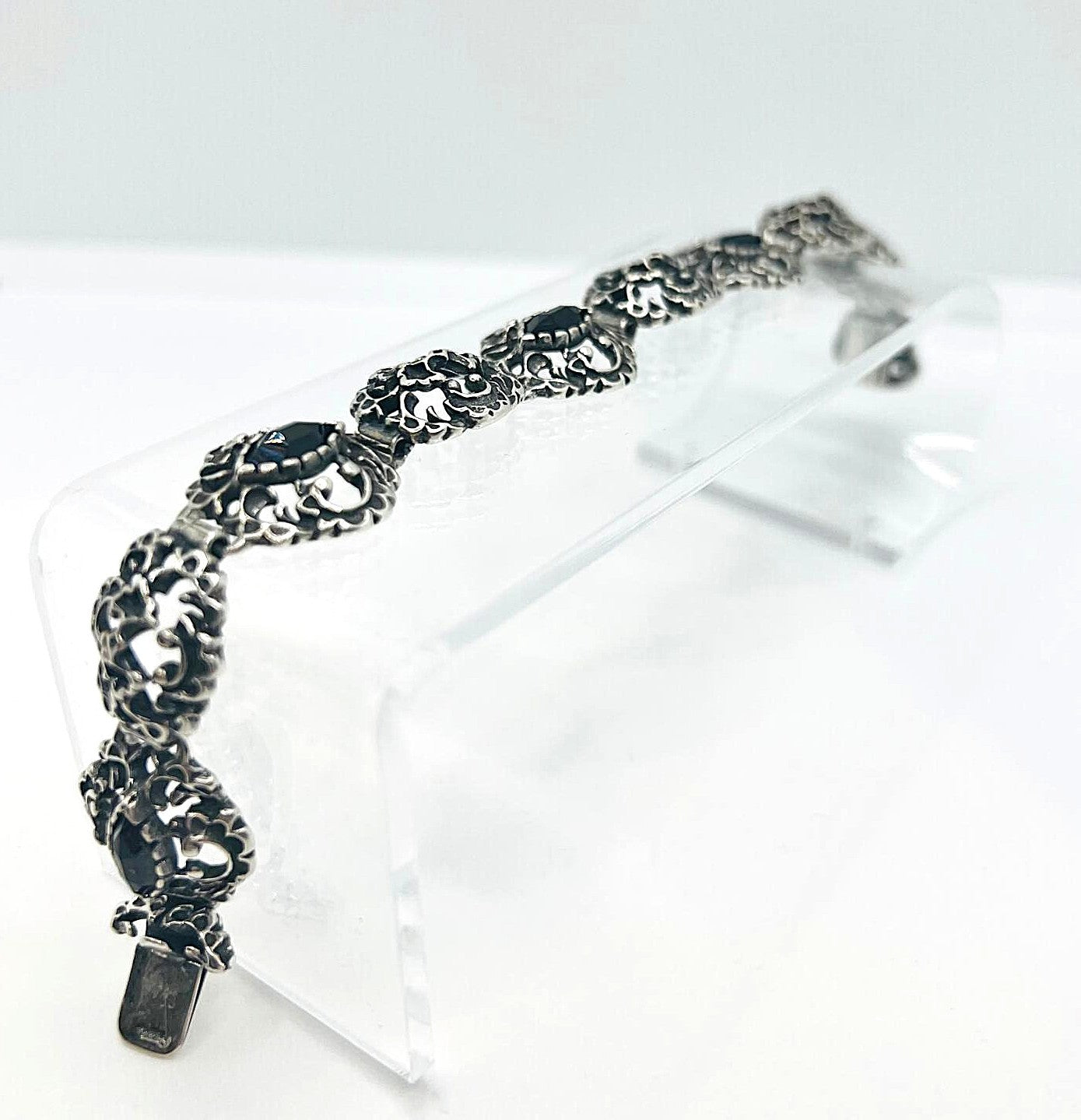Silberarmband mit Granat