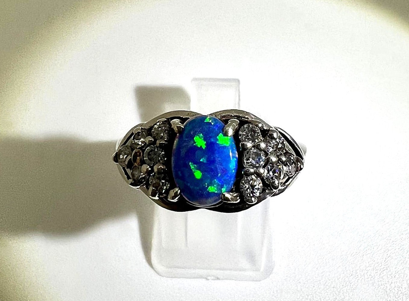 Silber Ring mit blauem Opal 
