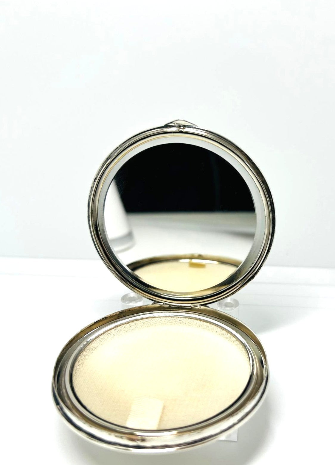 Art Déco Puderdose 835 Silber