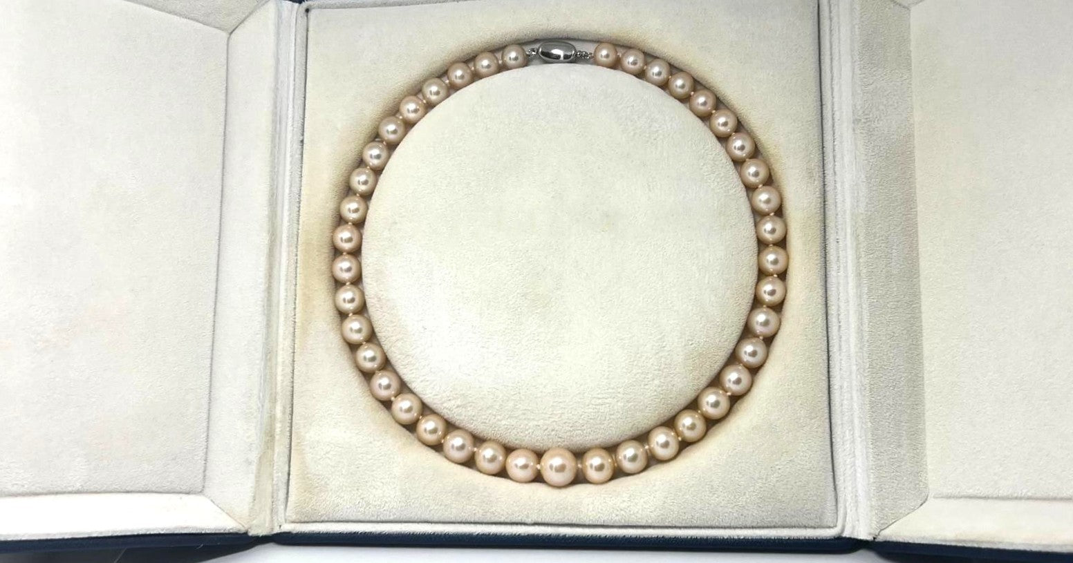 Luxuriöse Champagner-Perlenkette
