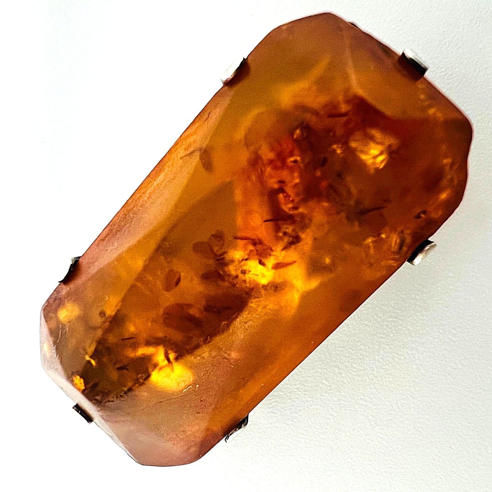 Art Deco Bernstein-Brosche Cognac