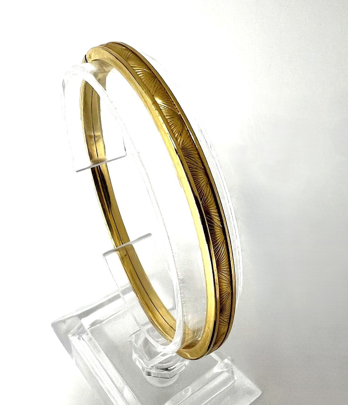 Minimalistischer Art Deco Armreif