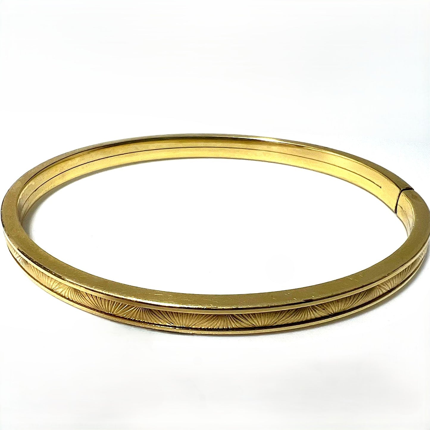 Minimalistischer Art Deco Armreif