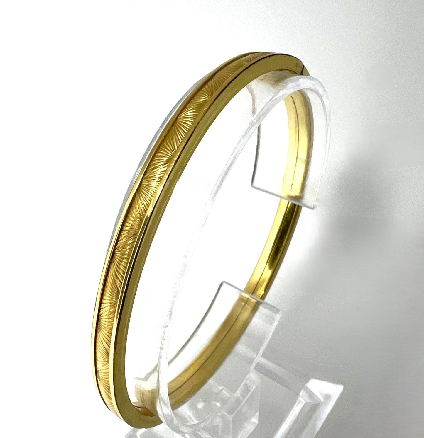 Minimalistischer Art Deco Armreif