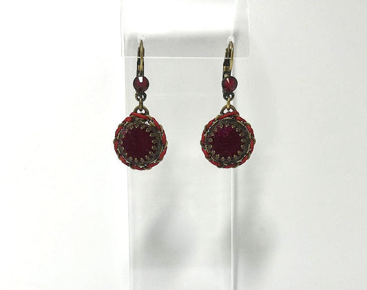 Handgearbeitete Kostüm-Ohrhänger