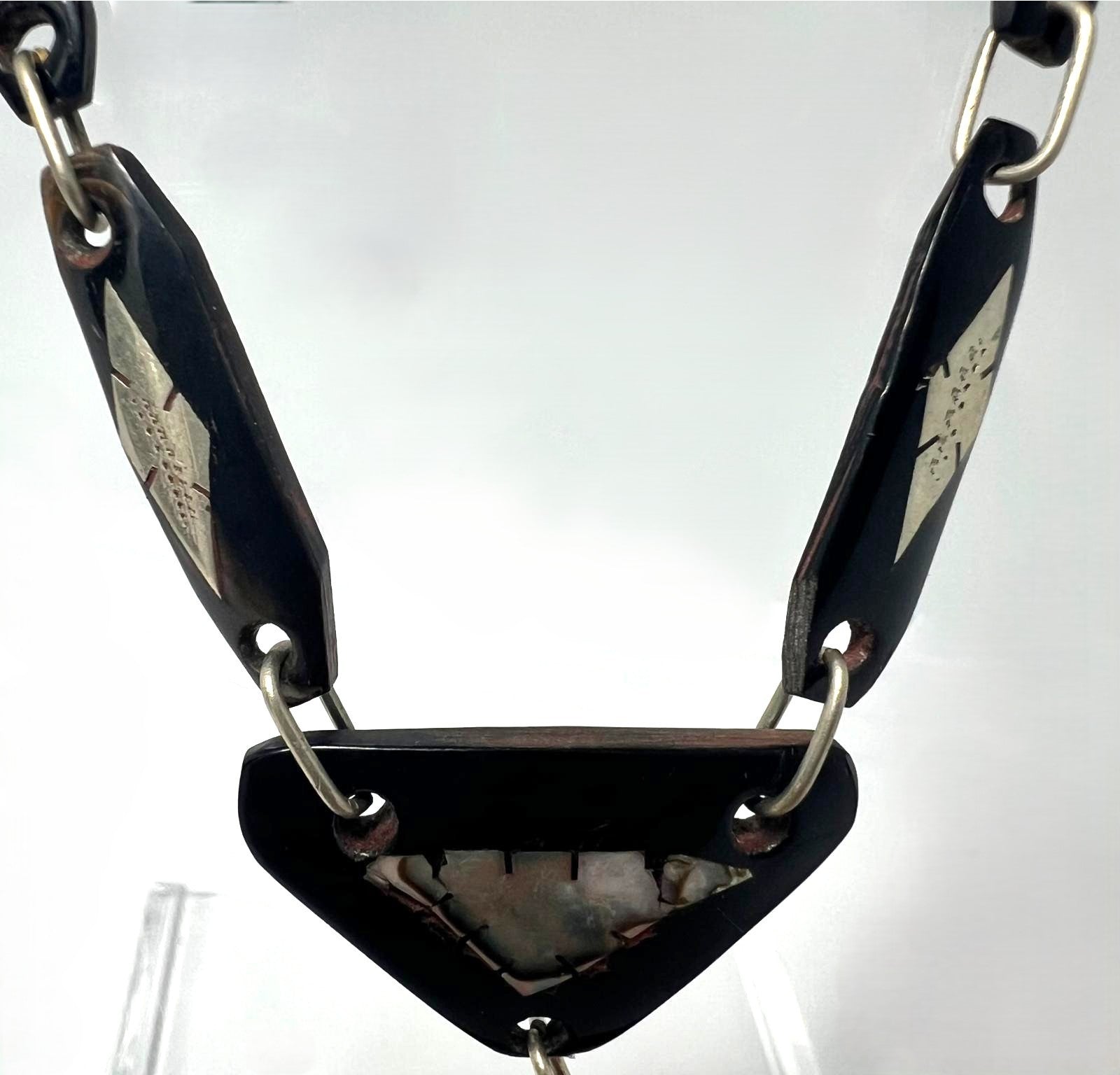  Hornkette mit Perlmutt