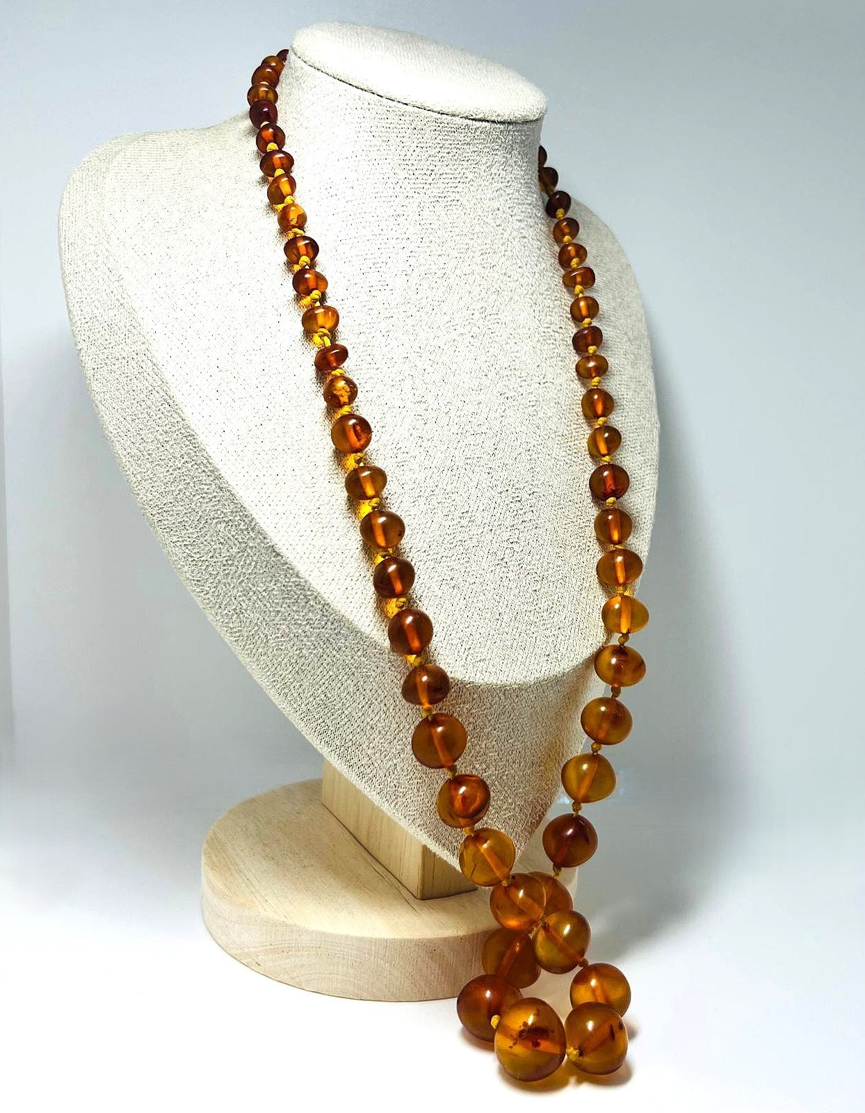 Antike Bernsteinkette 
