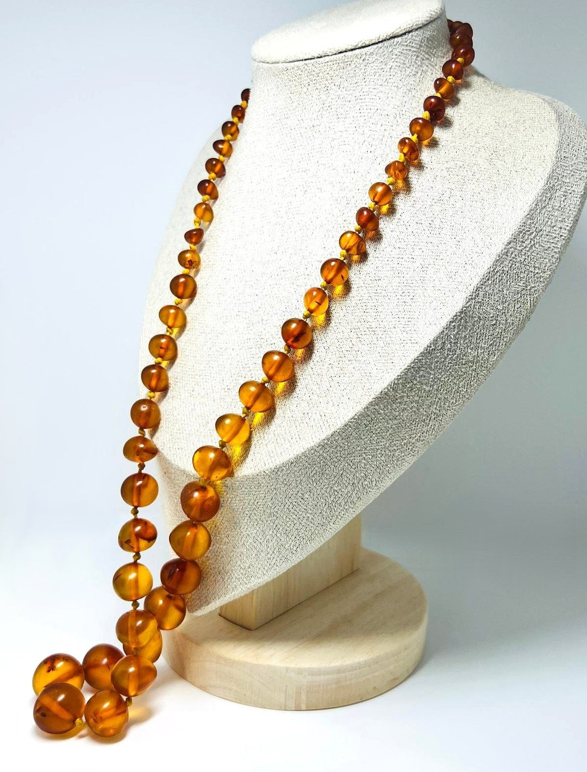Antike Bernsteinkette 