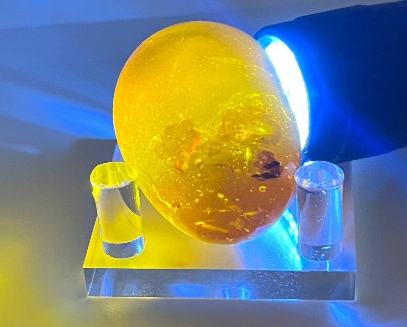 Baltischer Naturbernstein Ei