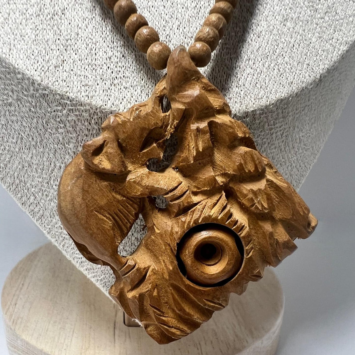 Antike handgeschnitzte 