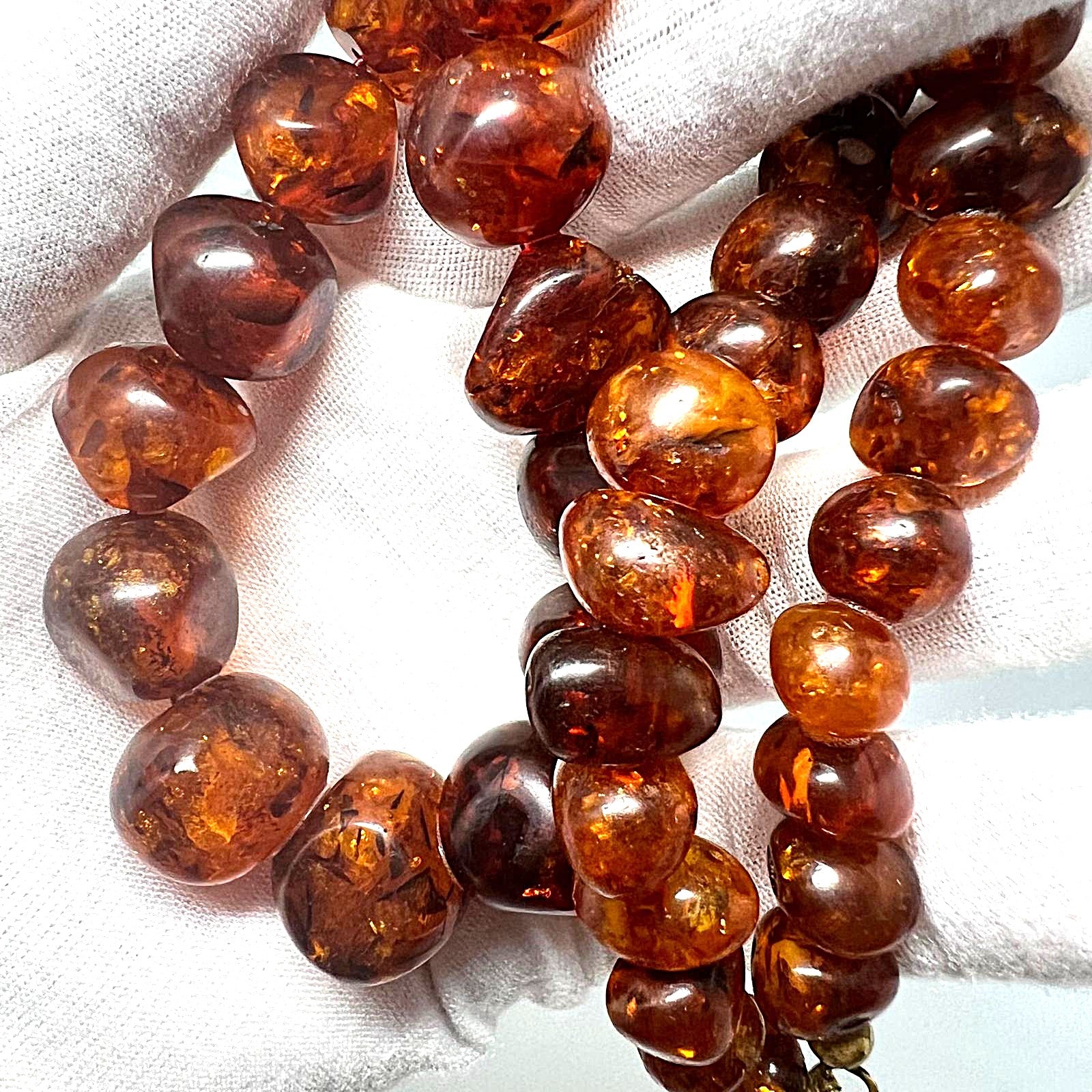 Antike Bernstein-Kette