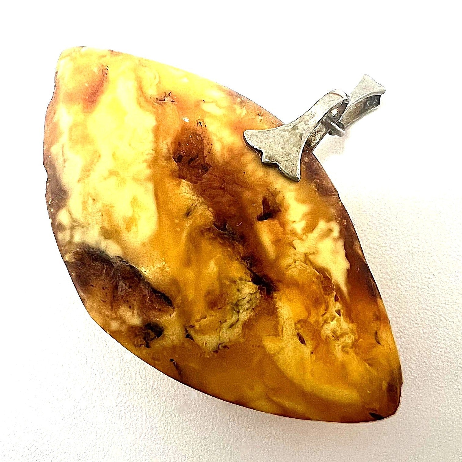 Antiker Butterscotch Bernstein Anhänger