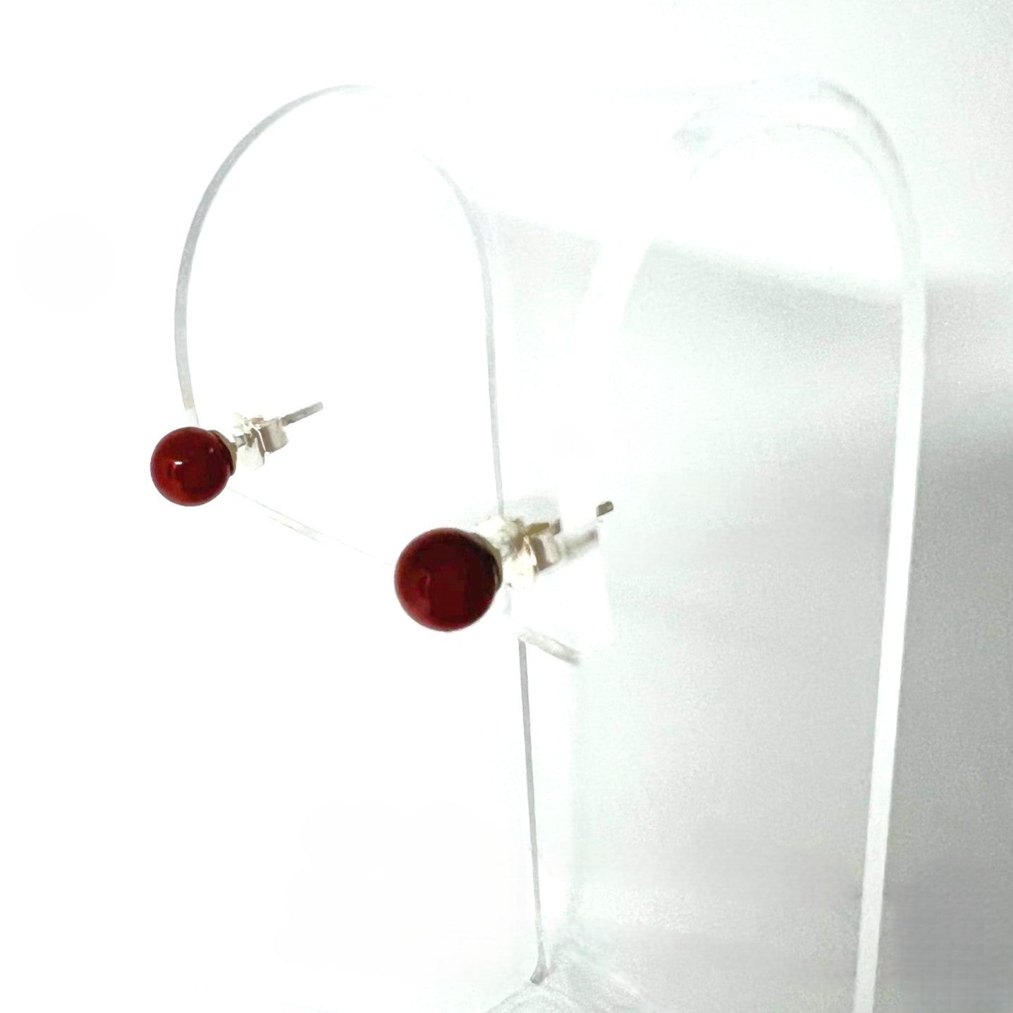  Ohrstecker mit runden 6 mm Karneol