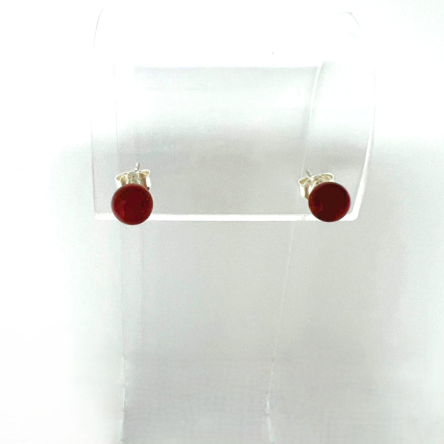  Ohrstecker mit runden 6 mm Karneol