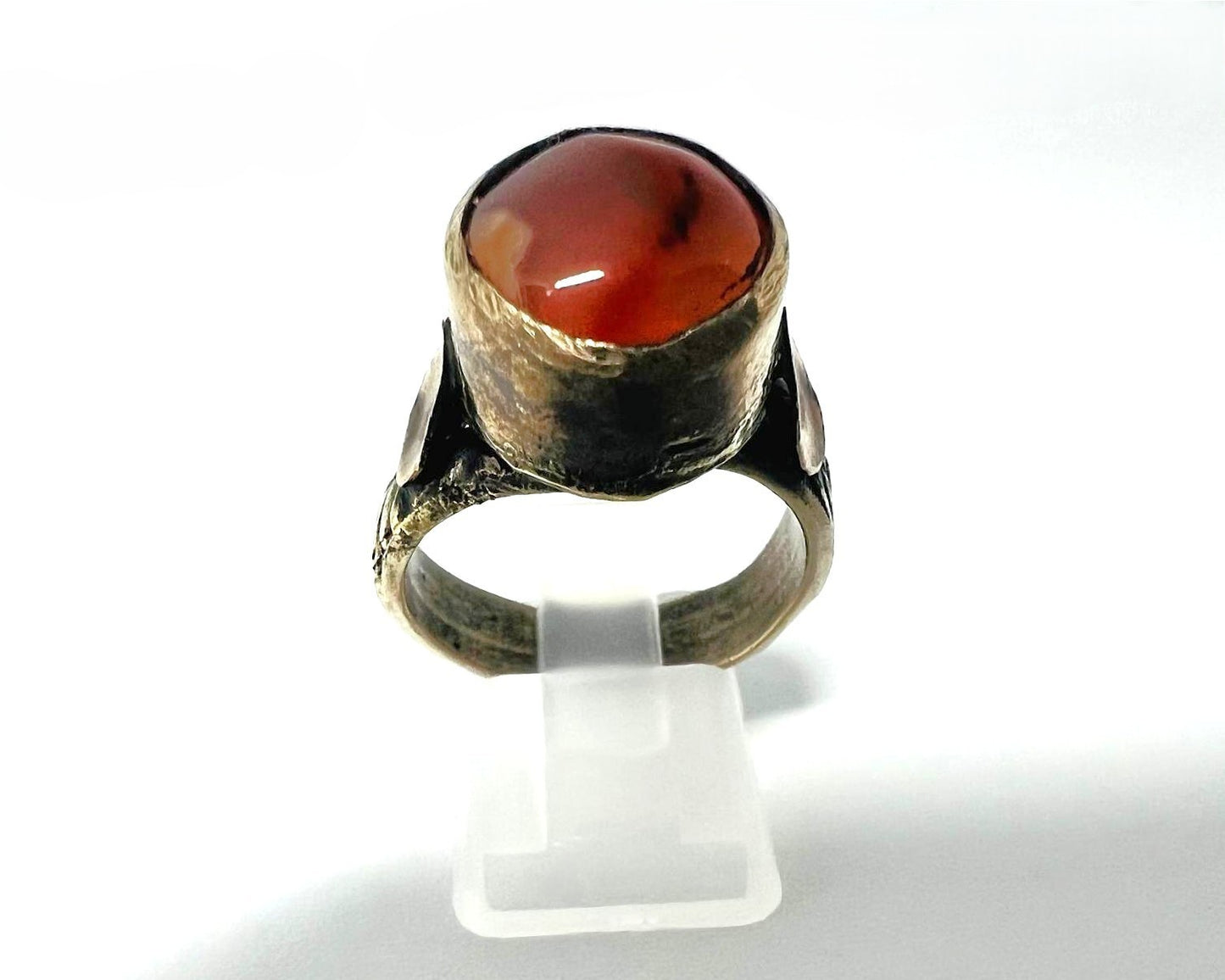 Antiker Silberring mit Karneol-Cabochon